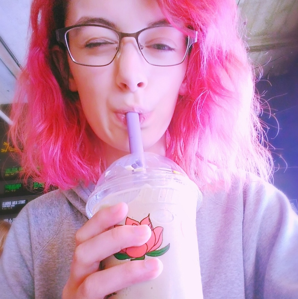 Meet your Posher, Dana